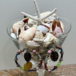 2 Crystal Glasses Siesta Key's Seashells Starfish Pierced Earrings Coastal
